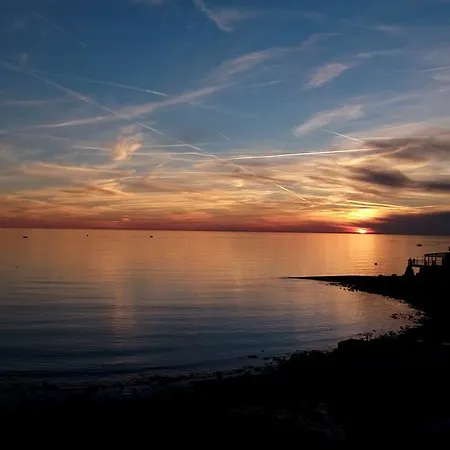Nika * Umag
